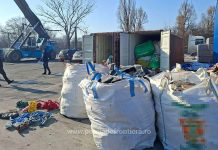 Containere încărcate cu aproximativ 40 tone deșeuri, depistate în Portul Constanța